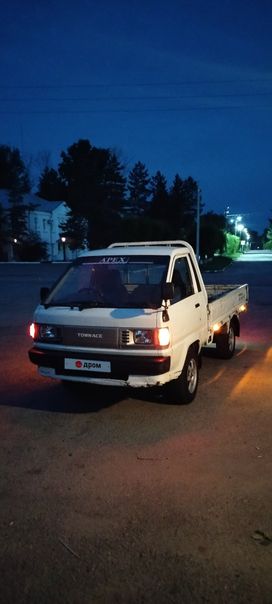   Toyota Town Ace 1992 , 600000 , 