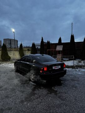  Volvo S60 2003 , 500000 , 