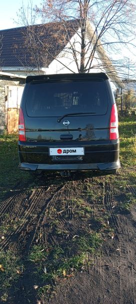    Nissan Serena 2003 , 600000 , 
