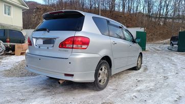    Toyota Ipsum 2001 , 500000 , 