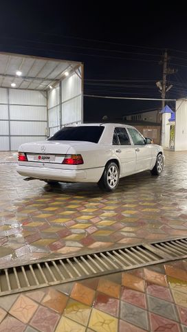  Mercedes-Benz E-Class 1991 , 222222 , 
