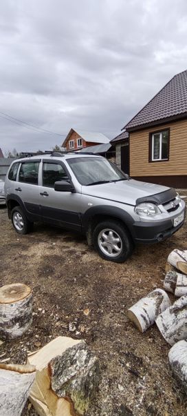SUV   Chevrolet Niva 2019 , 920000 , 