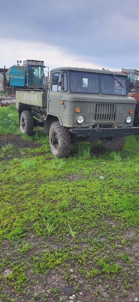   66 1990 , 300000 , 