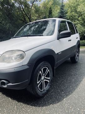 SUV   Chevrolet Niva 2017 , 560000 , 