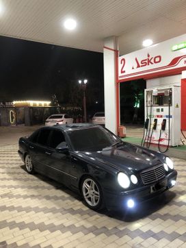  Mercedes-Benz E-Class 1998 , 470000 , 