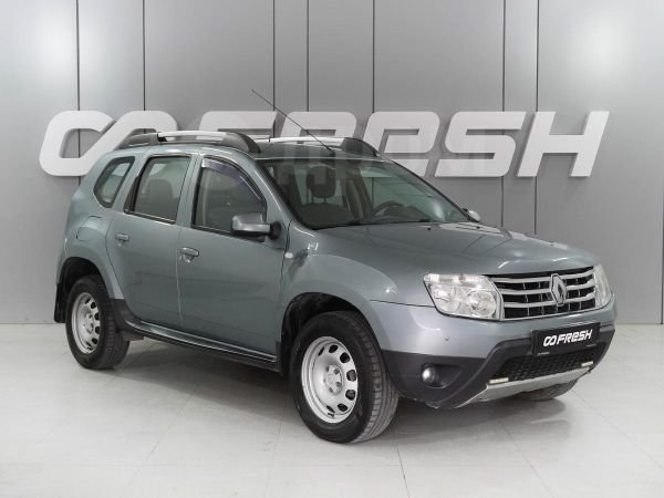 SUV   Renault Duster 2012 , 864000 , --