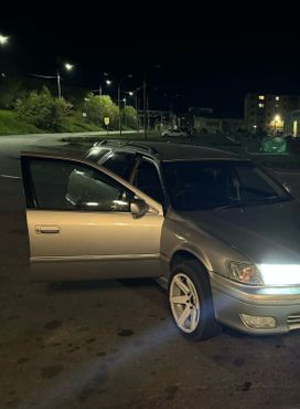  Toyota Mark II Wagon Qualis 2001 , 710000 , -