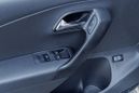  Volkswagen Polo 2015 , 887000 , 