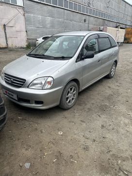    Toyota Nadia 2000 , 400000 , 