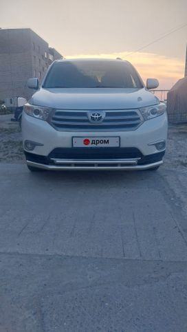 SUV   Toyota Highlander 2013 , 2470000 , 