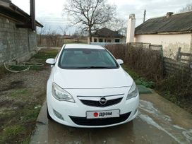  Opel Astra 2011 , 1000000 , 