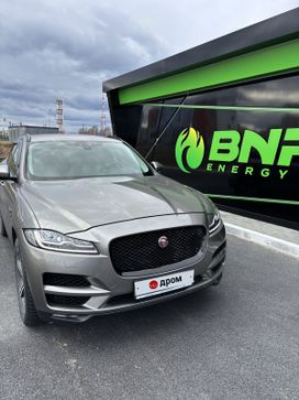 SUV   Jaguar F-Pace 2018 , 3099000 , 