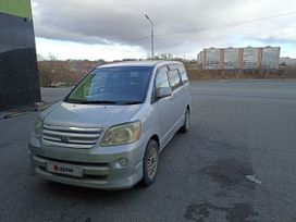    Toyota Noah 2007 , 900000 , 