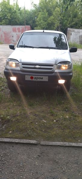 SUV   Chevrolet Niva 2003 , 235000 , 
