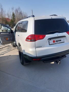 SUV   Mitsubishi Pajero Sport 2014 , 2200000 , 
