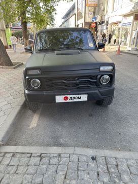  3   4x4 2121  2002 , 450000 , 