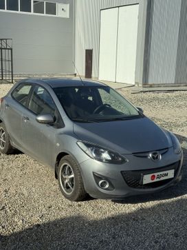  Mazda Mazda2 2010 , 700000 , 