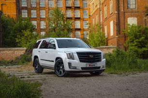 SUV   Cadillac Escalade 2016 , 4850000 , 