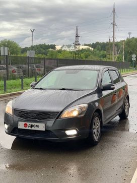  Kia Ceed 2010 , 700000 , 