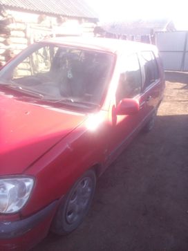  Toyota Raum 1998 , 200000 , 