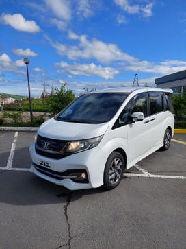    Honda Stepwgn 2017 , 2120000 , 