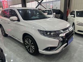 SUV   Mitsubishi Outlander 2021 , 2950000 , 