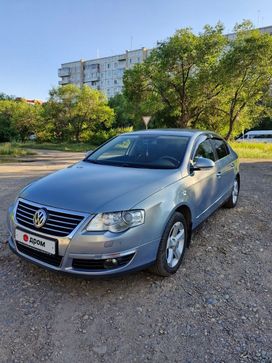  Volkswagen Passat 2010 , 990000 , 
