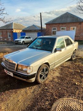  Mercedes-Benz 190 1984 , 295000 , --