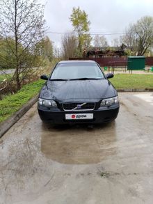  S60, 2002