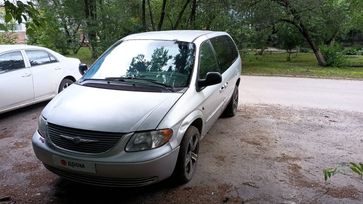    Chrysler Town and Country 2000 , 352000 , 