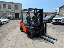   Toyota 8FD25 2014 , 1750000 , 