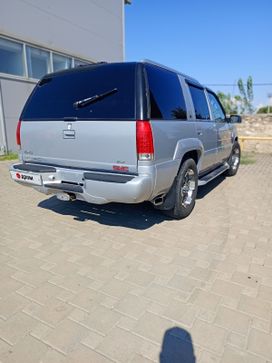 SUV   GMC Yukon 1998 , 1490000 , 