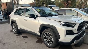 SUV   Toyota RAV4 2025 , 3600000 , 