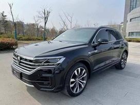SUV   Volkswagen Touareg 2020 , 4850000 , 