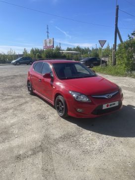  Hyundai i30 2010 , 650000 , 