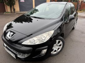 -- Peugeot 308 2010