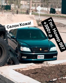  Toyota Crown 2002 , 880000 , --