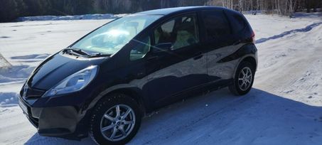  Honda Fit 2013 , 830000 , 