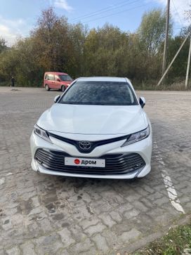  Toyota Camry 2020 , 2450000 , 