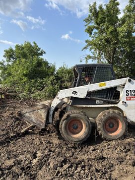 - Bobcat S130 2008 , 2000000 , 