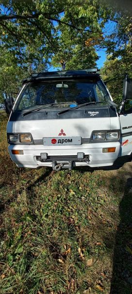    Mitsubishi Delica 1990 , 565000 , 