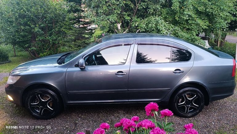 Skoda Octavia 2011 , 900000 , 