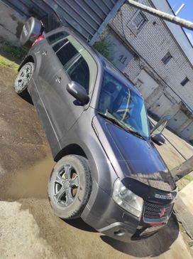 SUV   Suzuki Grand Vitara 2011 , 1300000 , --