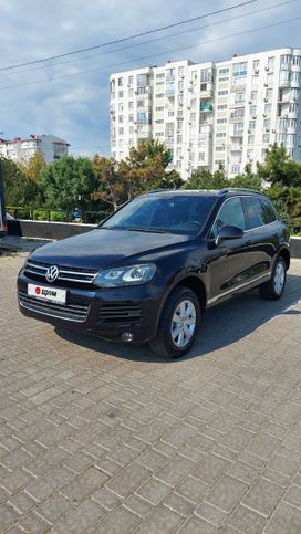 SUV   Volkswagen Touareg 2012 , 2350000 , 