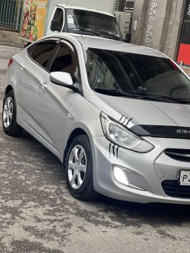  Hyundai Solaris 2011 , 700000 , 