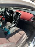  3  Opel Astra GTC 2013 , 1100000 , --