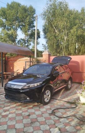 SUV   Toyota Harrier 2020 , 3100000 , 