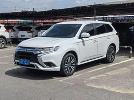 SUV   Mitsubishi Outlander 2022 , 1731000 , 
