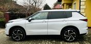 SUV   Mitsubishi Outlander 2022 , 2100000 , 