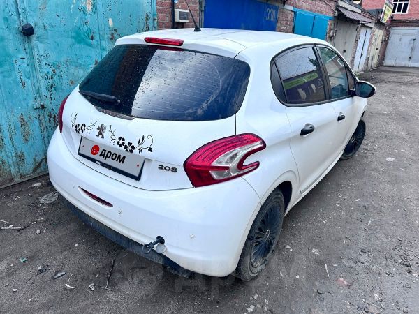  Peugeot 208 2013 , 370000 , 